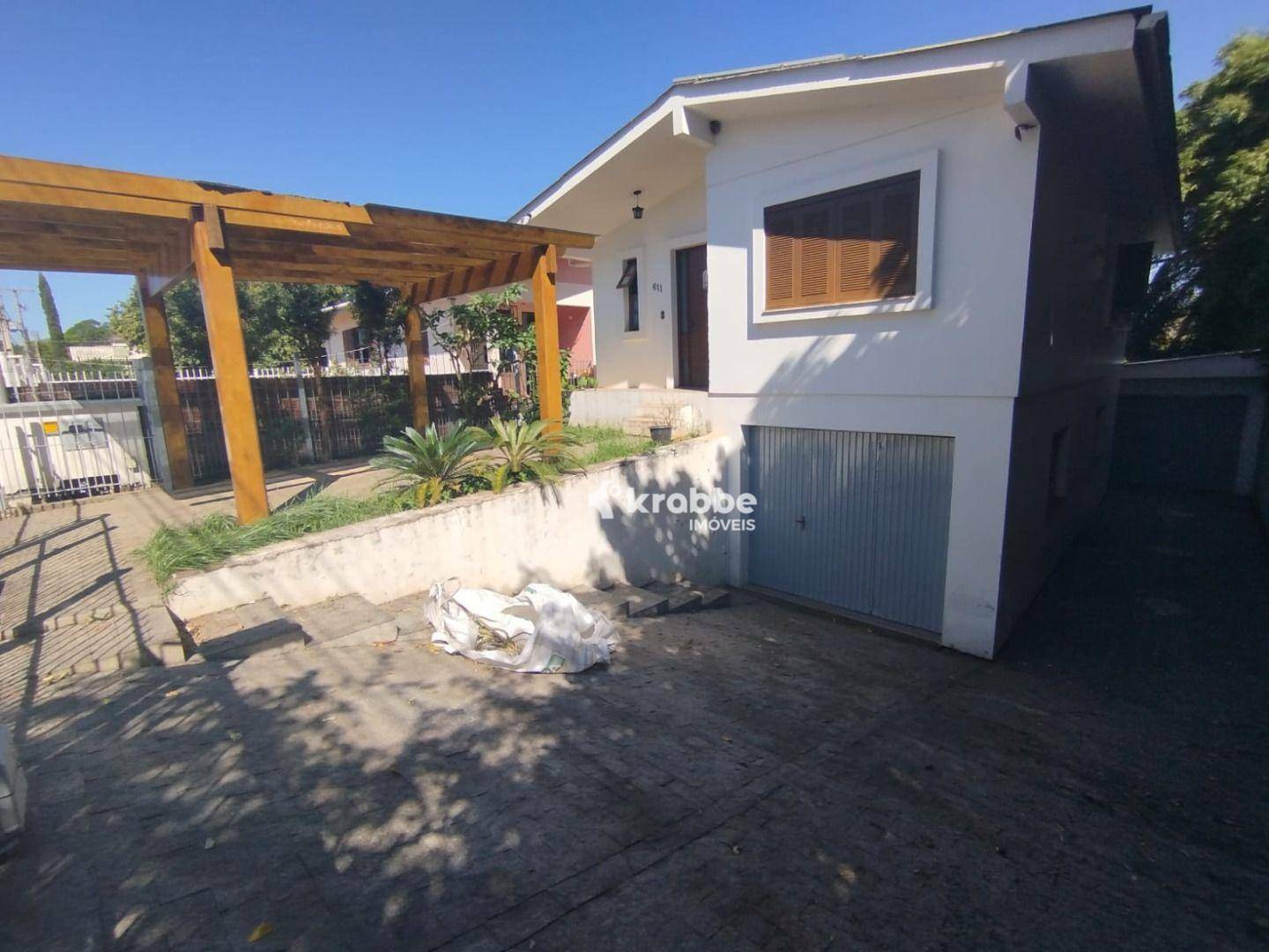 Casa para alugar com 4 quartos, 180m² - Foto 2