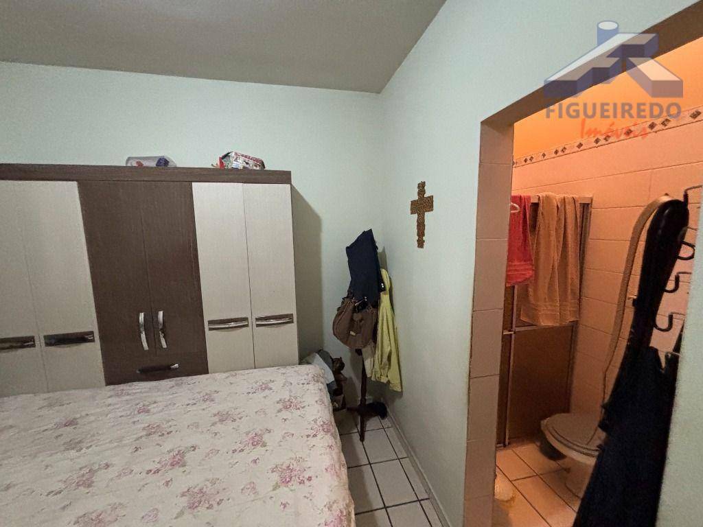 Casa à venda com 3 quartos, 260M2 - Foto 14