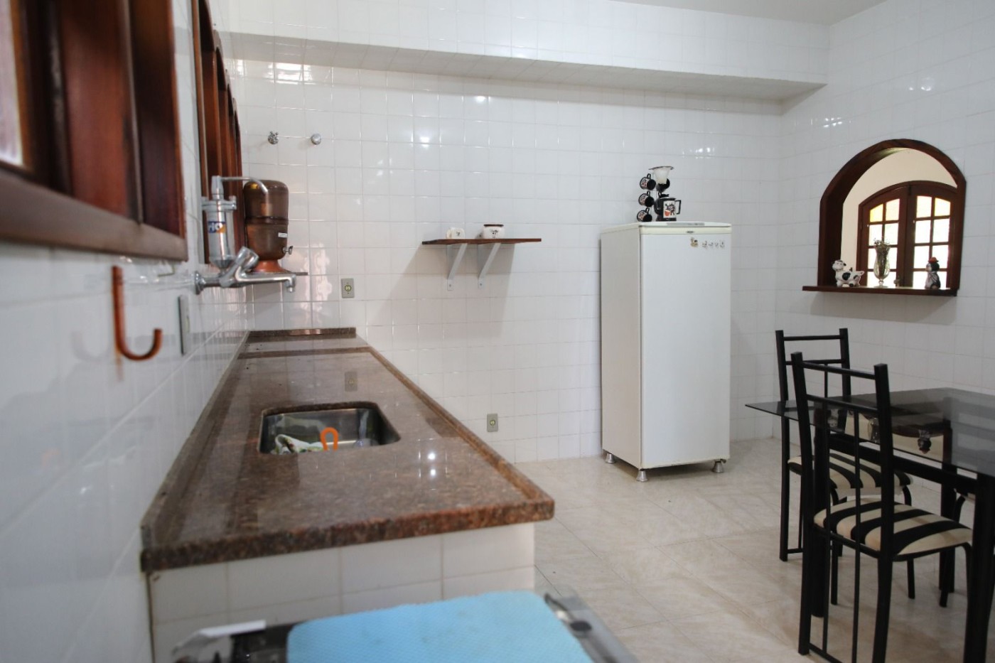 Casa para alugar com 3 quartos, 1250m² - Foto 9