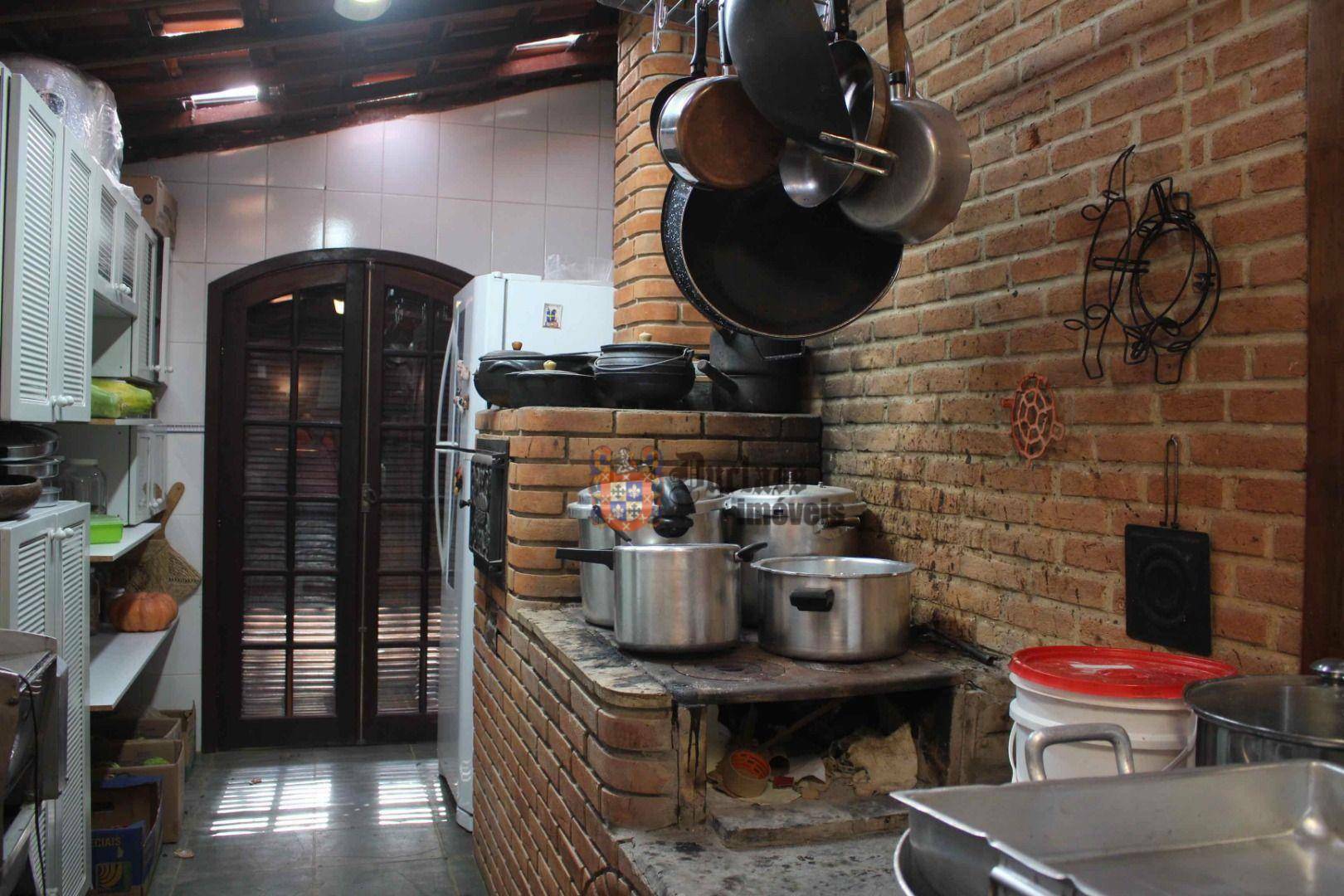 Sítio à venda com 19 quartos, 1859m² - Foto 32
