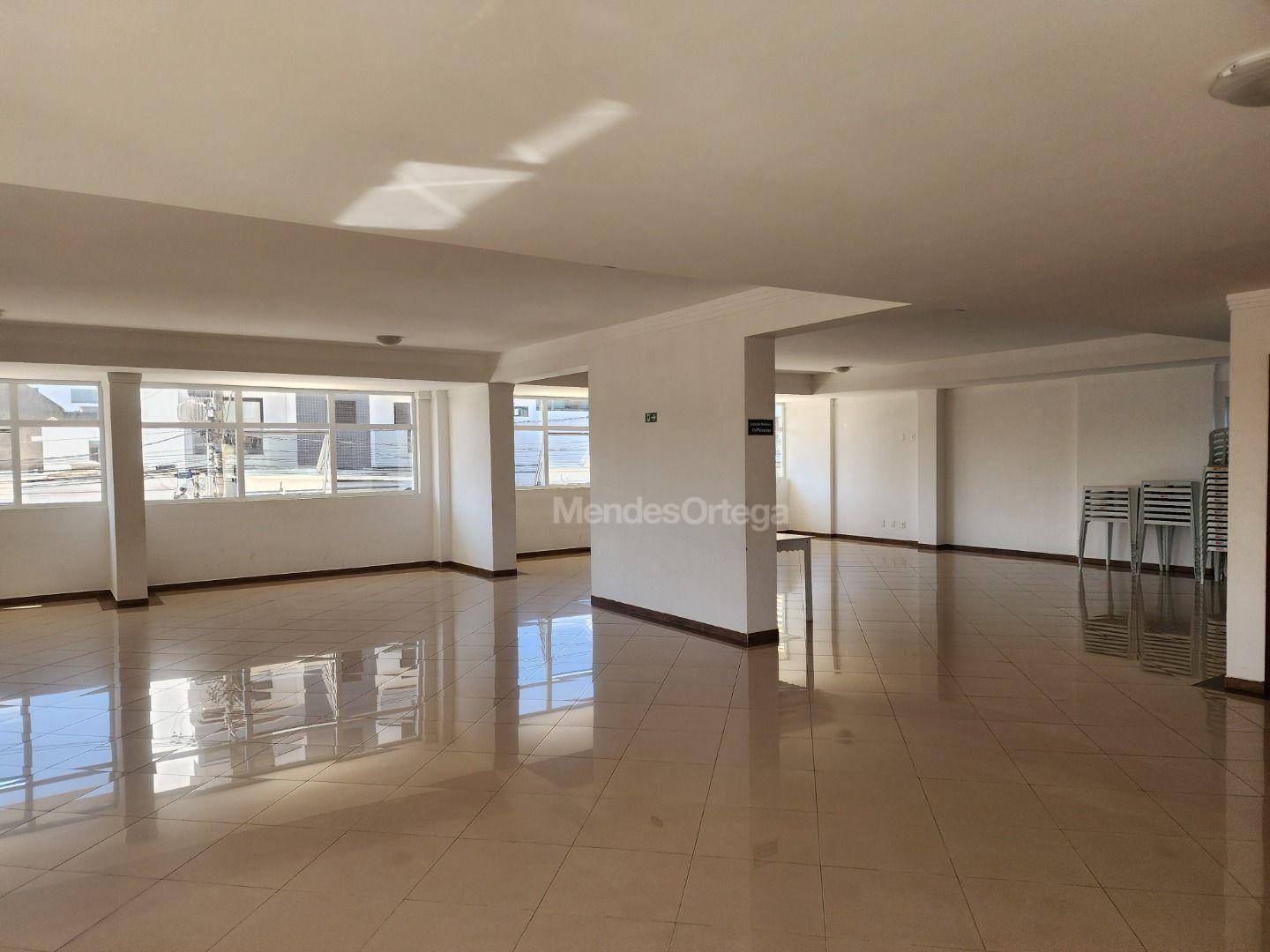 Apartamento para alugar com 3 quartos, 110m² - Foto 31