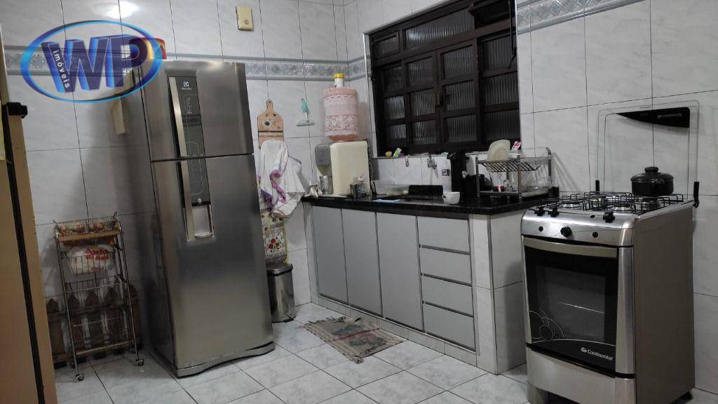 Sobrado à venda com 3 quartos, 163m² - Foto 2