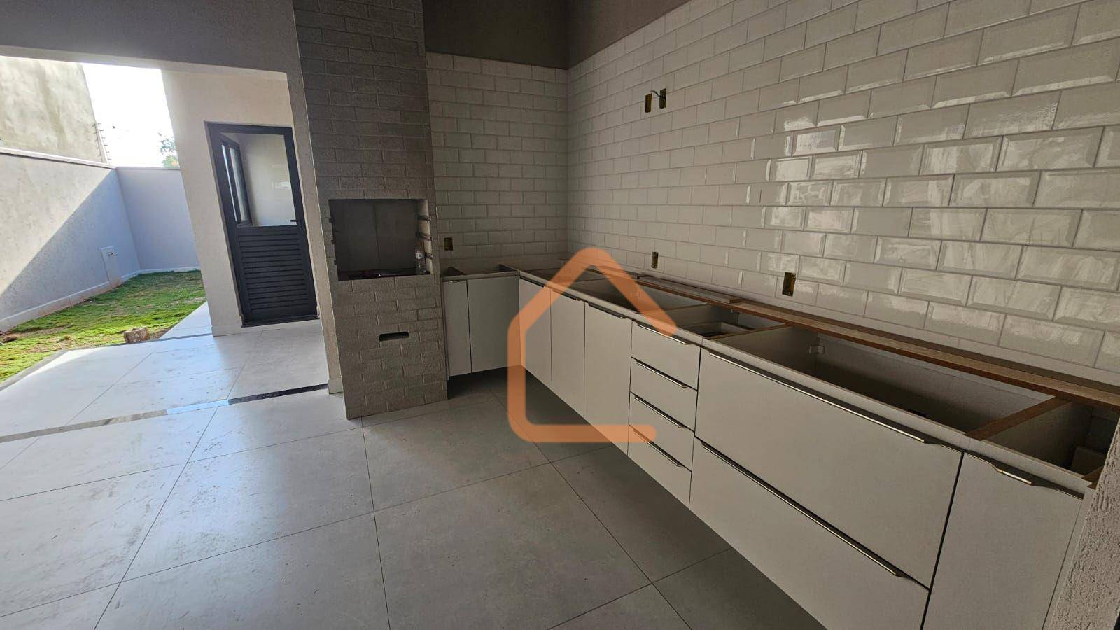 Casa à venda com 3 quartos, 182m² - Foto 18