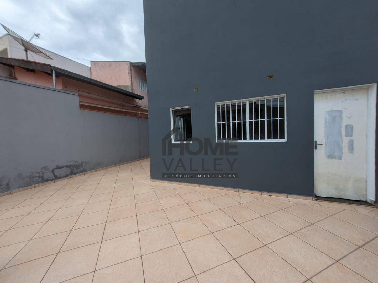 Casa à venda com 2 quartos, 98m² - Foto 3