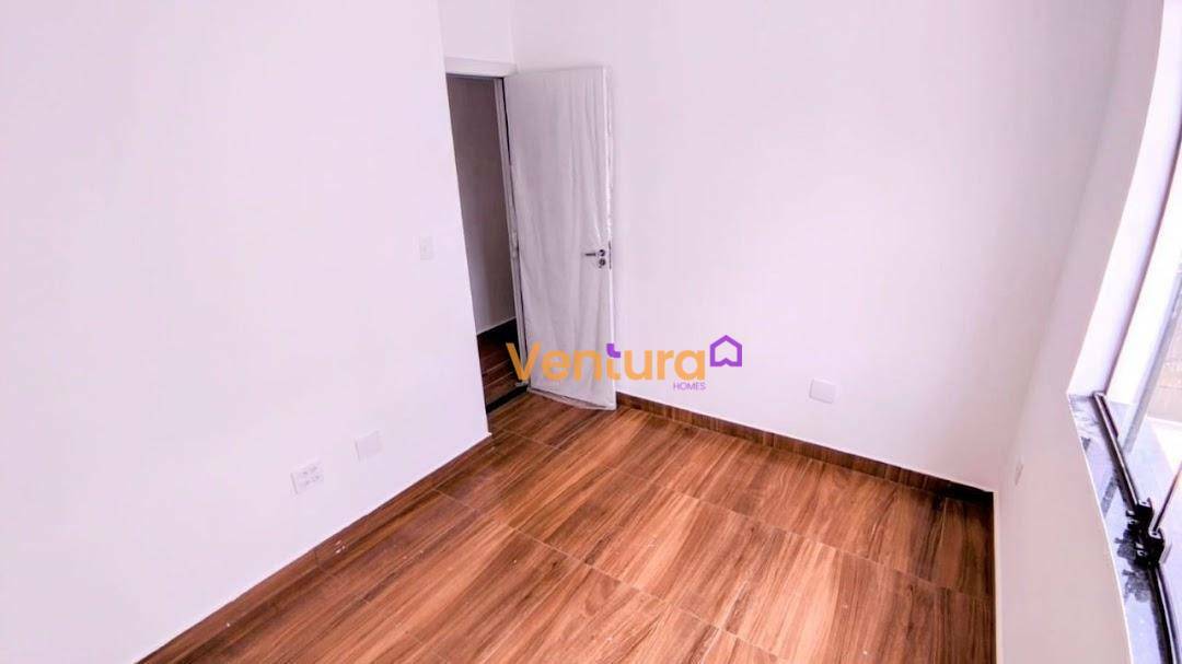 Casa à venda com 3 quartos, 95m² - Foto 8