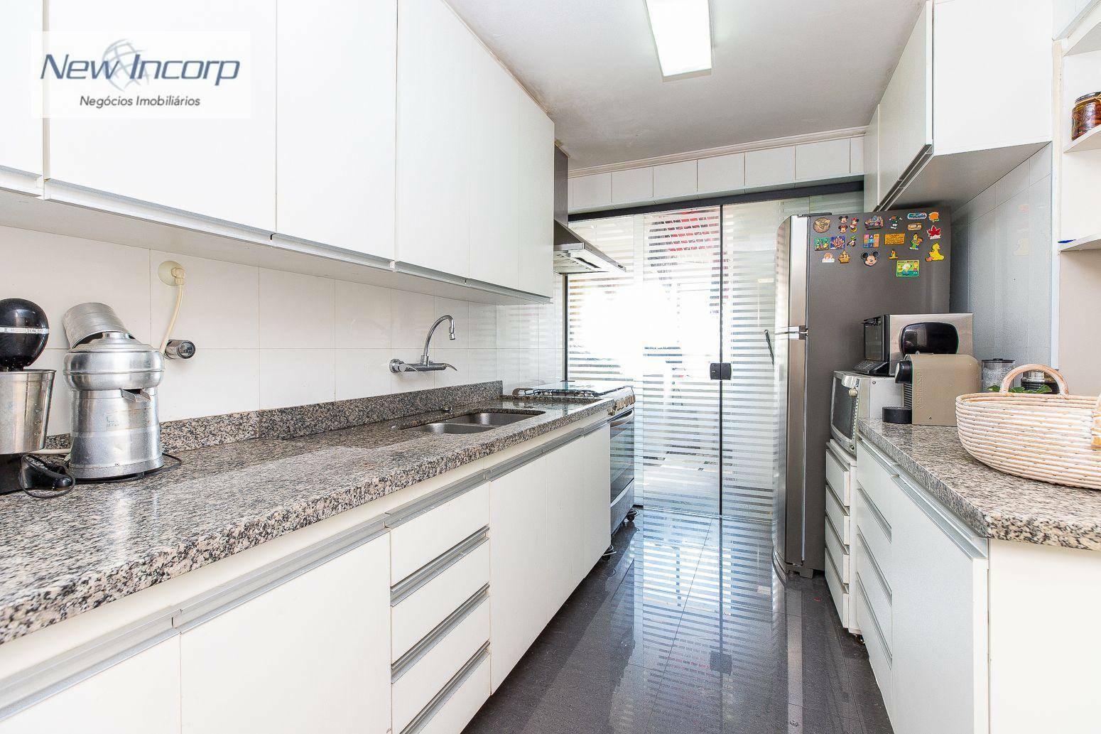 Apartamento à venda com 4 quartos, 166m² - Foto 17