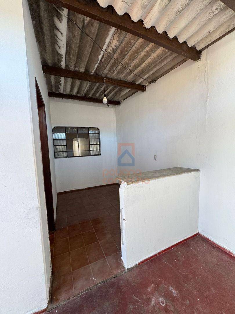 Casa para alugar com 3 quartos, 170m² - Foto 11