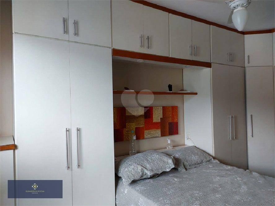 Apartamento à venda com 3 quartos, 82m² - Foto 3