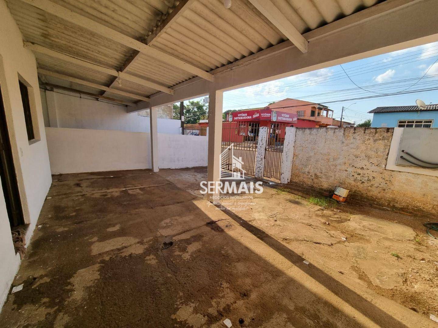 Casa à venda com 4 quartos, 110m² - Foto 3