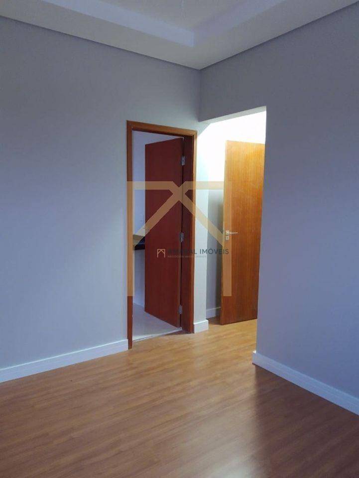 Apartamento à venda com 2 quartos, 50m² - Foto 2