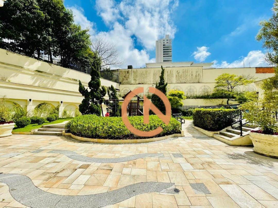 Casa à venda e aluguel com 3 quartos, 215m² - Foto 39