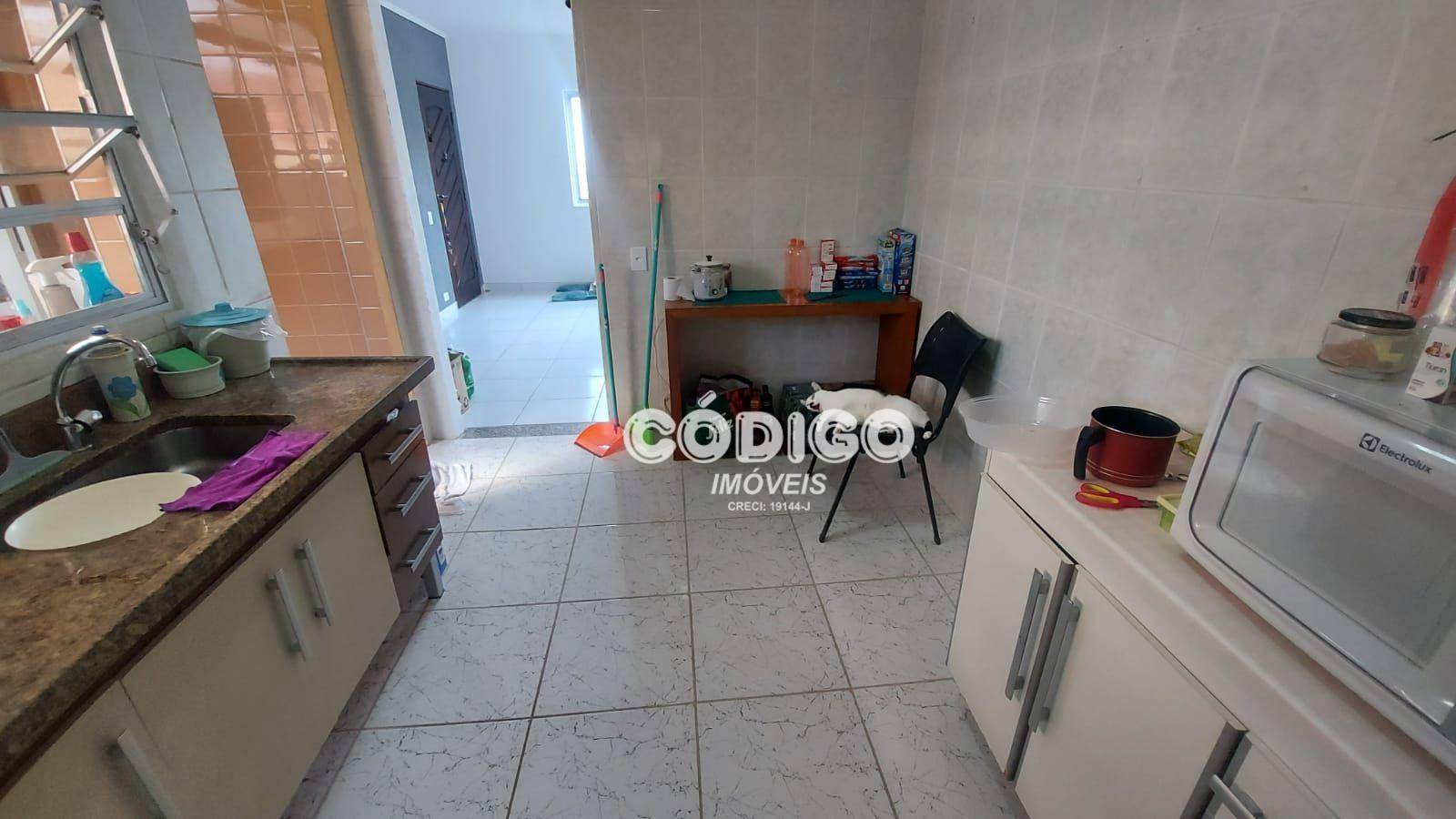 Apartamento para alugar com 2 quartos, 84m² - Foto 12