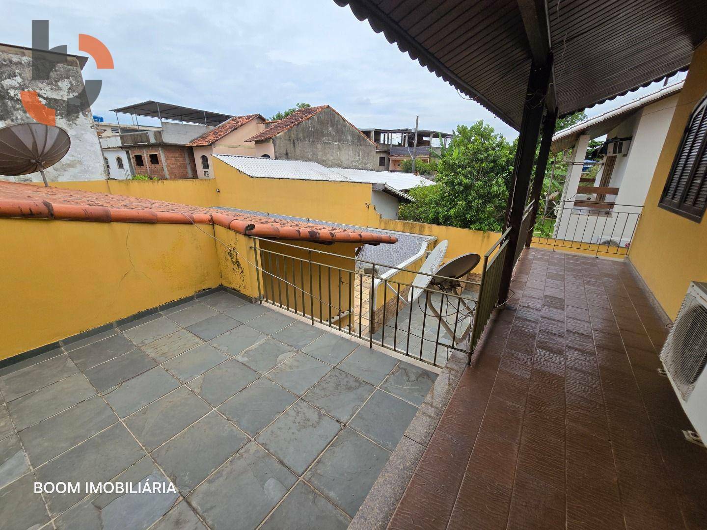 Casa à venda com 4 quartos, 450m² - Foto 17