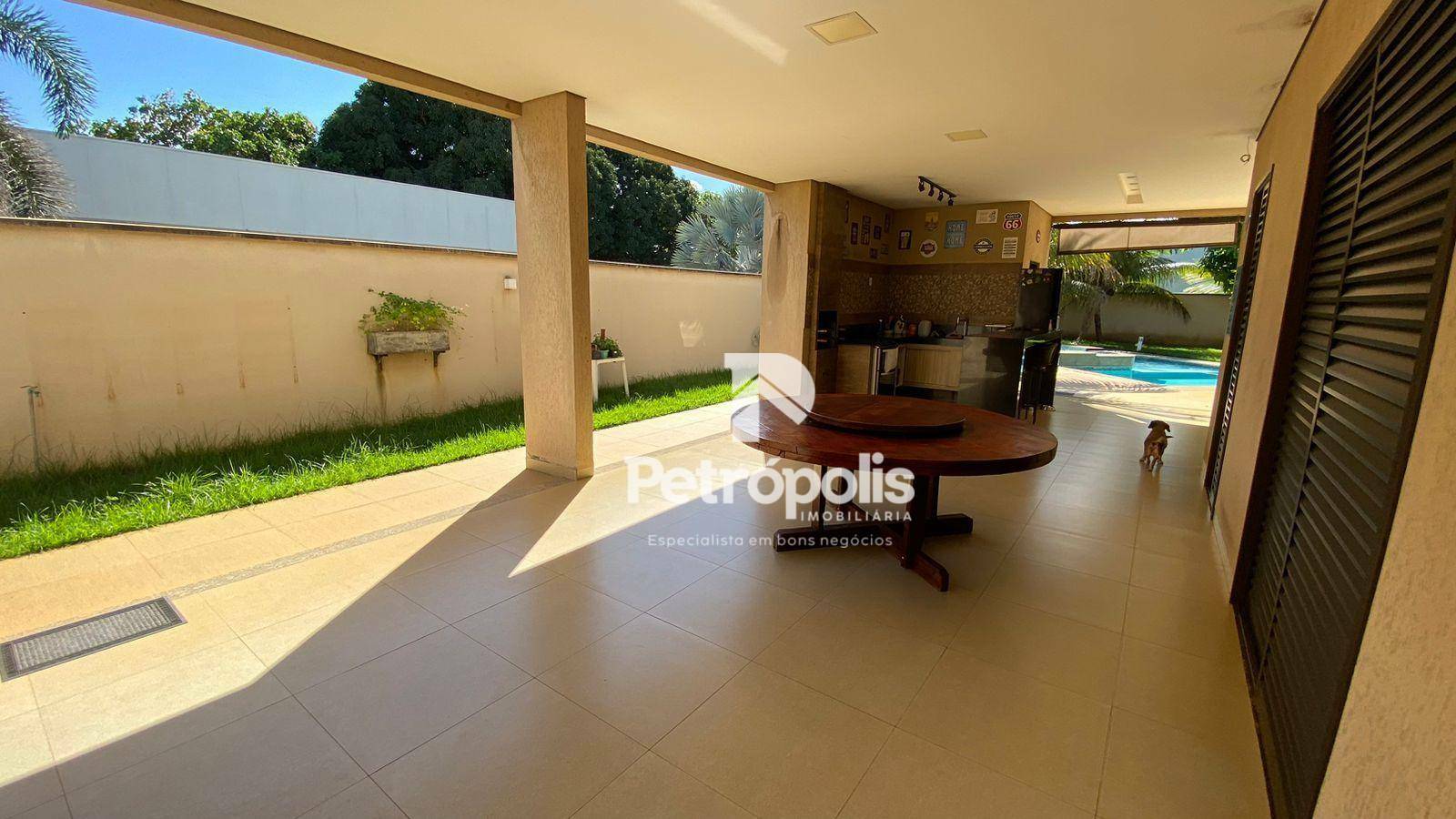 Casa de Condomínio à venda com 5 quartos, 370m² - Foto 29