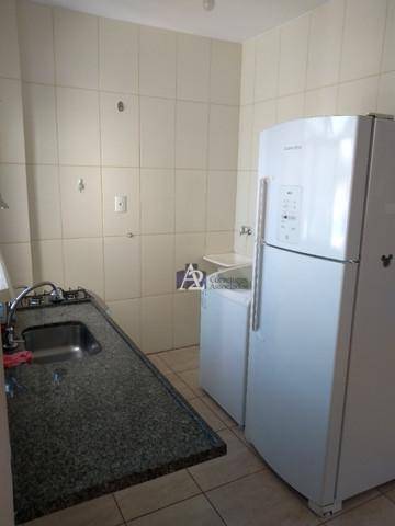 Apartamento à venda com 2 quartos, 43m² - Foto 3