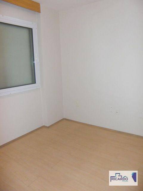 Apartamento à venda com 2 quartos, 78m² - Foto 55