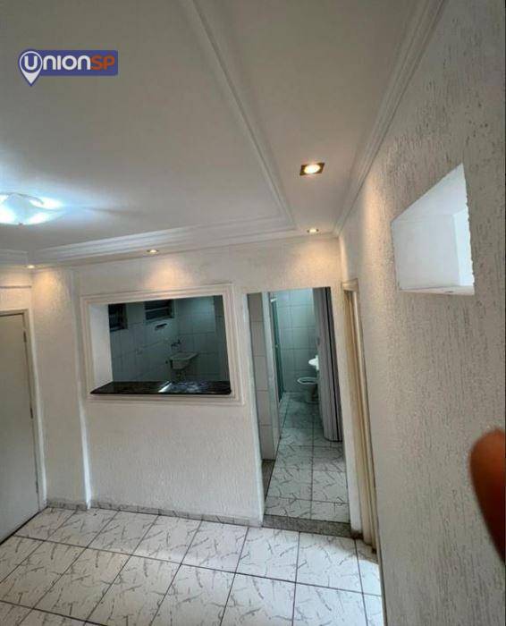 Apartamento à venda com 2 quartos, 40m² - Foto 2