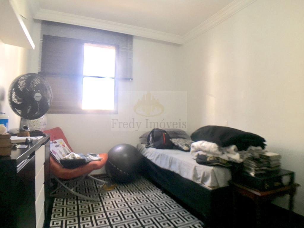 Apartamento à venda com 3 quartos, 96m² - Foto 15