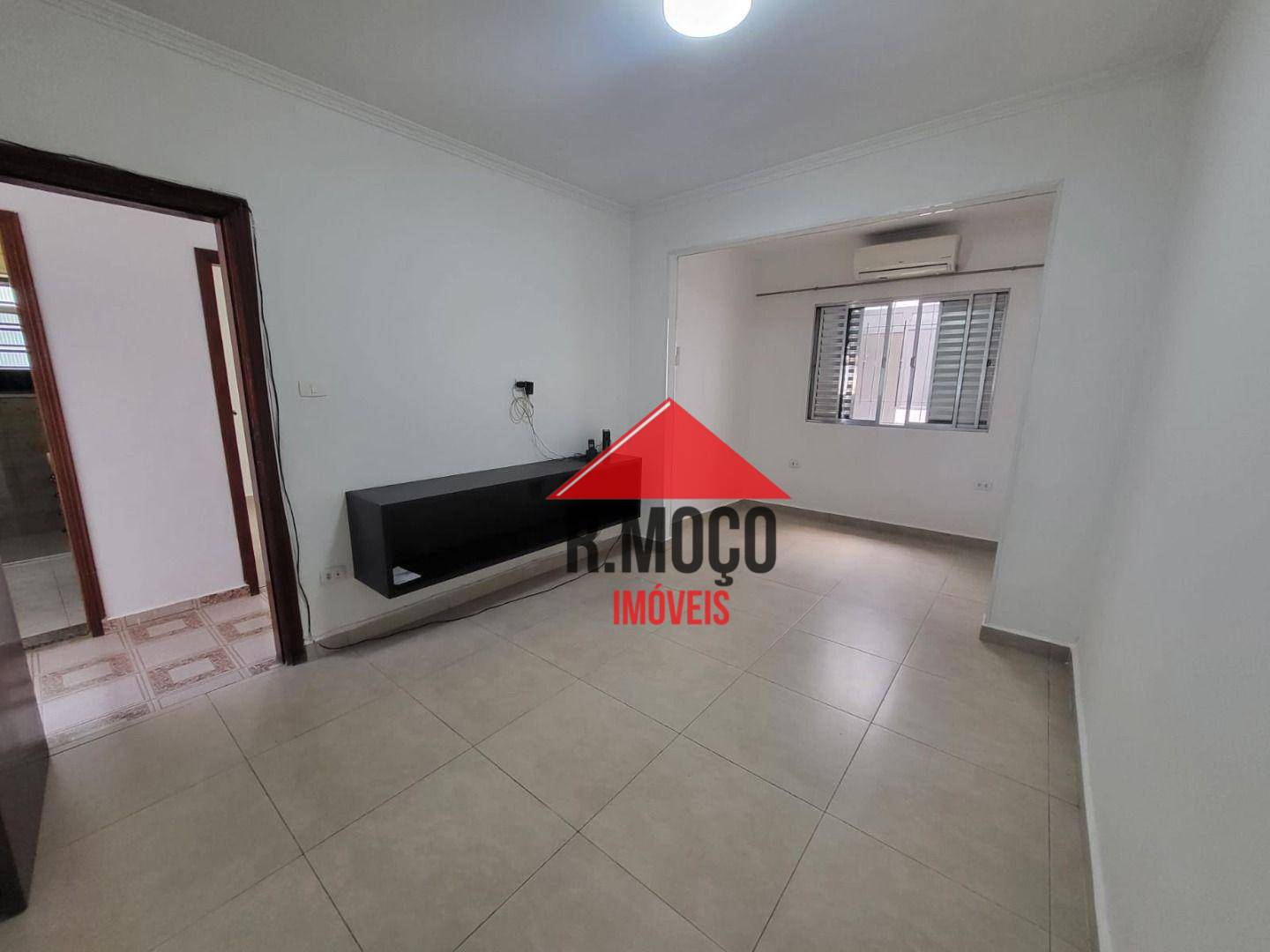 Casa para alugar com 3 quartos, 132m² - Foto 14