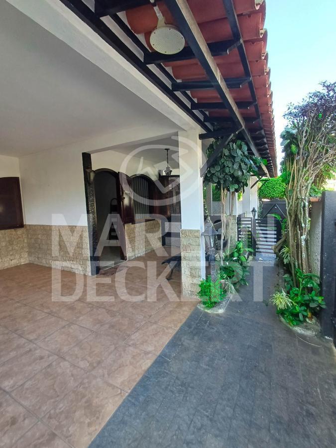 Casa de Condomínio à venda com 4 quartos, 202m² - Foto 4