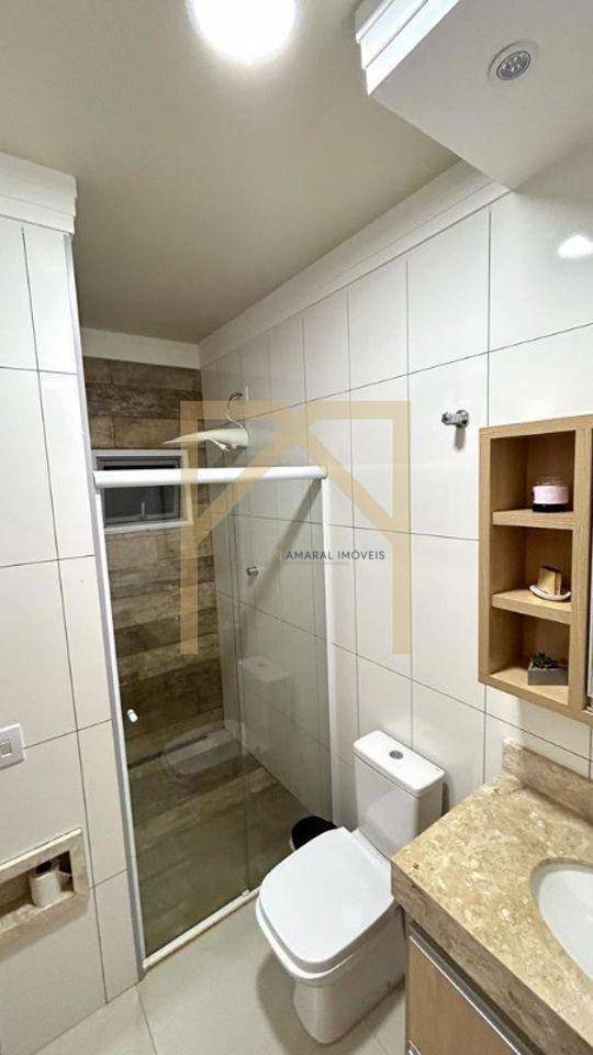 Casa à venda com 3 quartos, 302m² - Foto 26