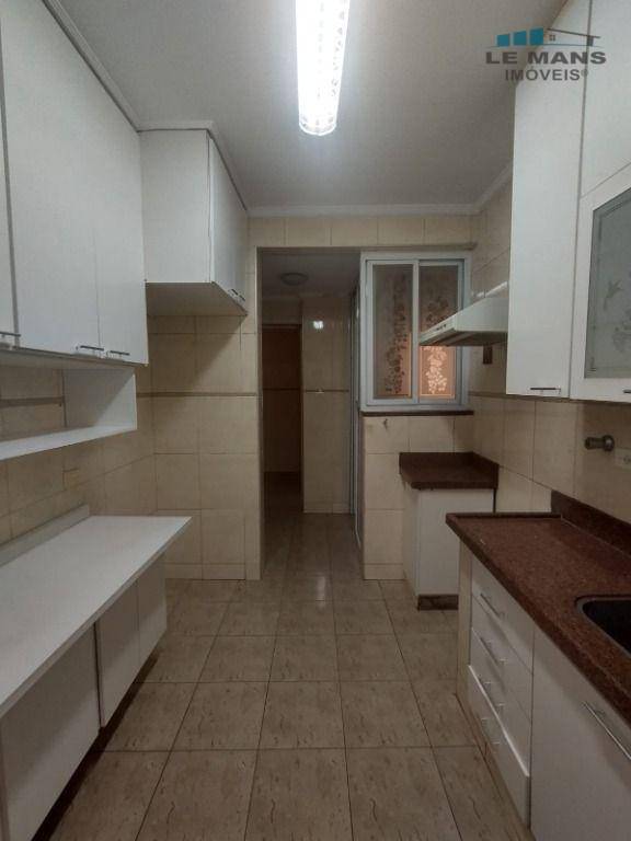 Apartamento à venda com 3 quartos, 105m² - Foto 20