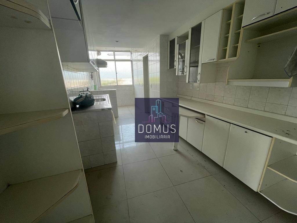 Apartamento para alugar com 3 quartos, 85m² - Foto 3