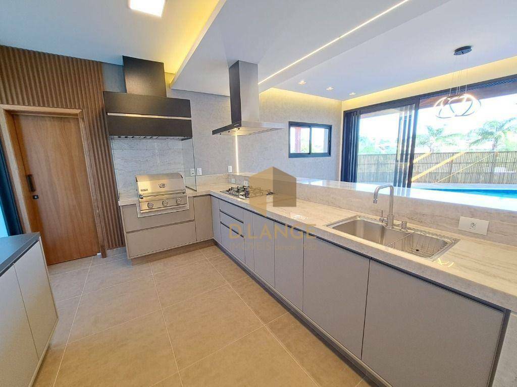 Casa de Condomínio à venda com 3 quartos, 240m² - Foto 14