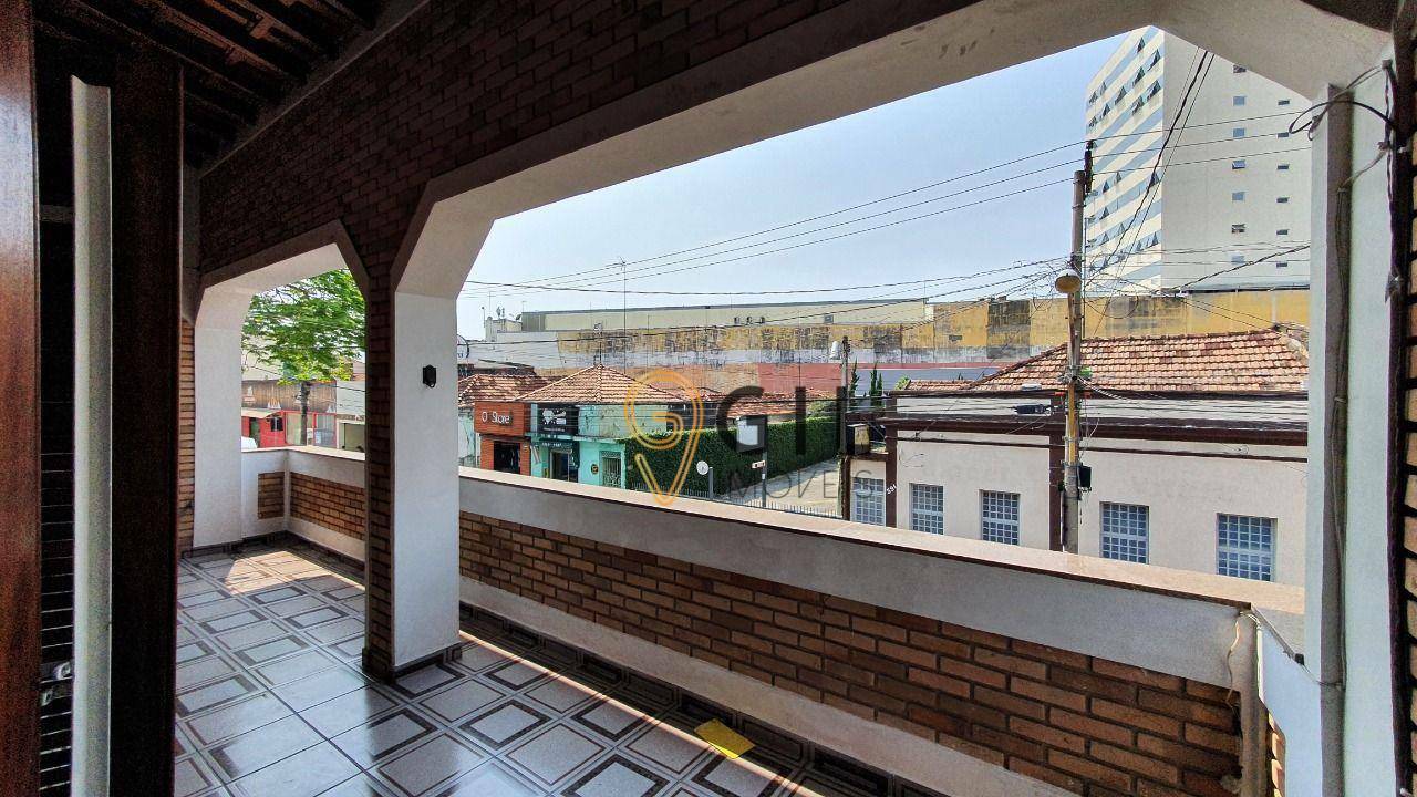 Sobrado para alugar com 3 quartos, 180m² - Foto 11