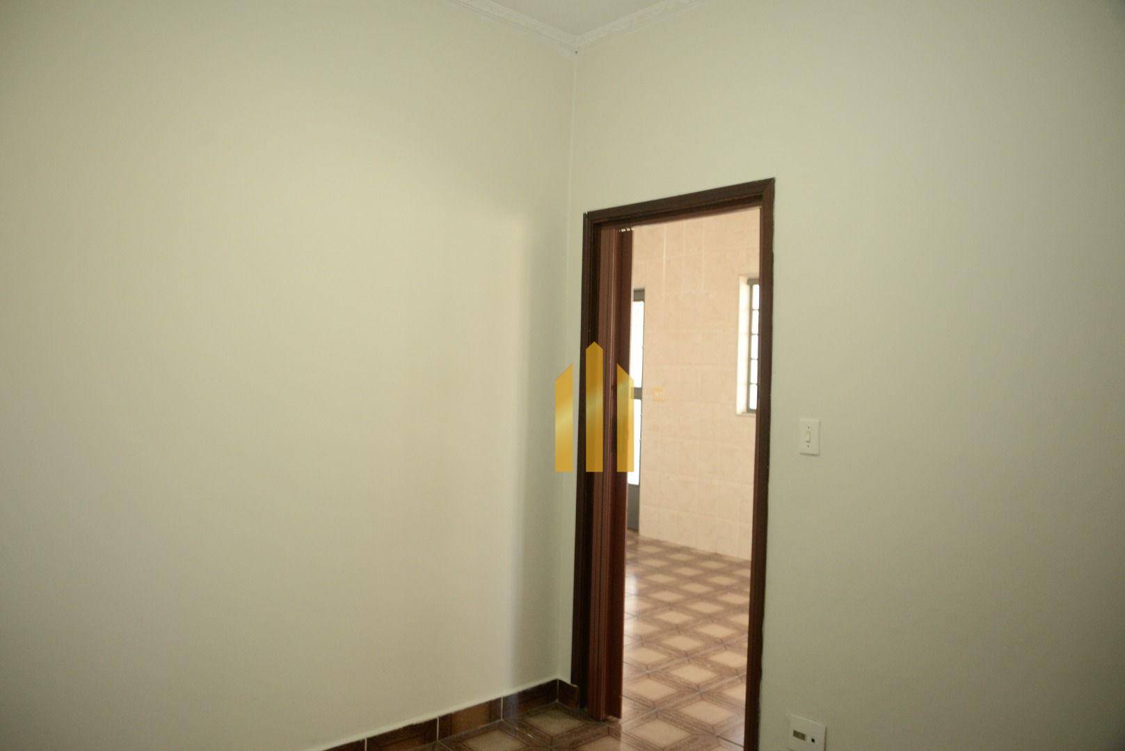 Sobrado à venda com 4 quartos, 600m² - Foto 61