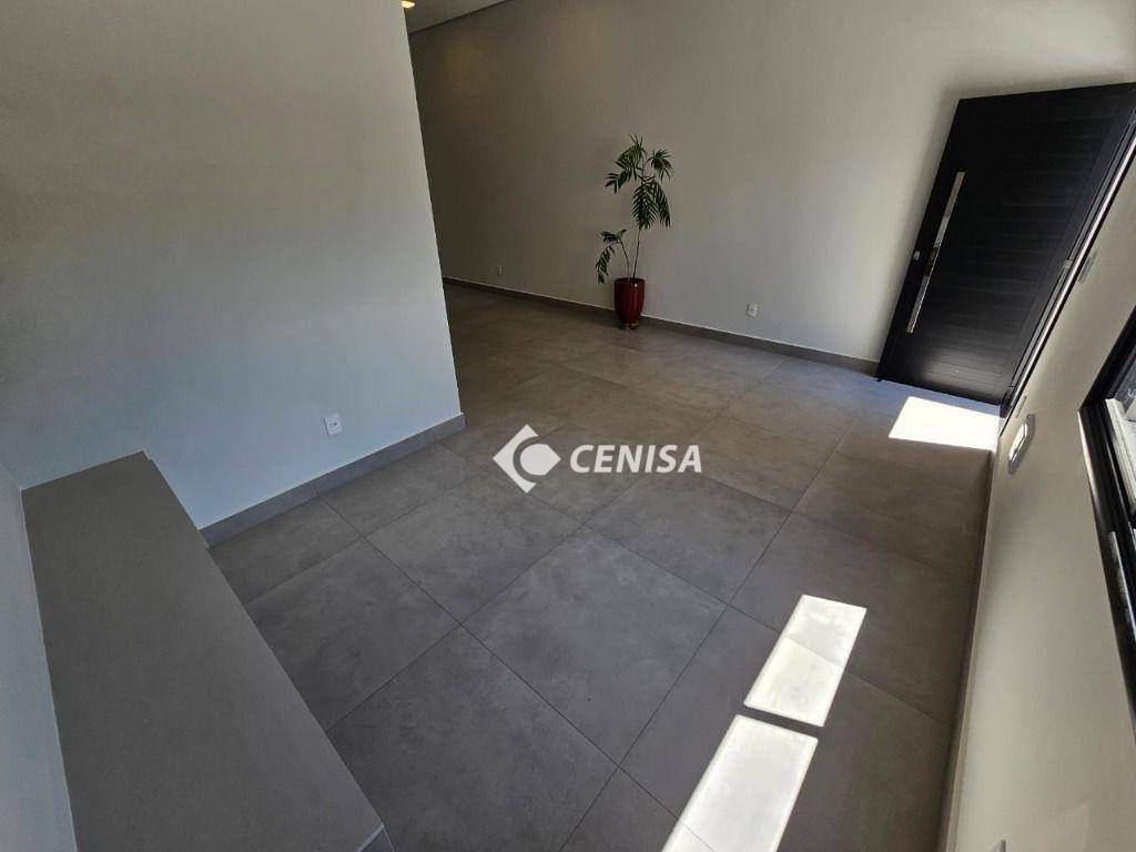 Casa à venda com 3 quartos, 110m² - Foto 3