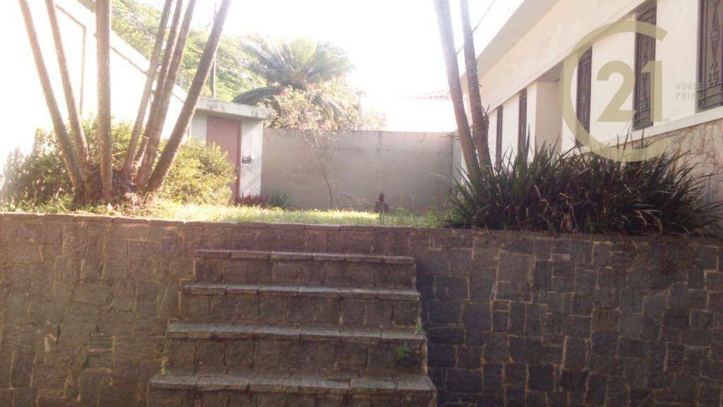 Sobrado à venda com 4 quartos, 330m² - Foto 2