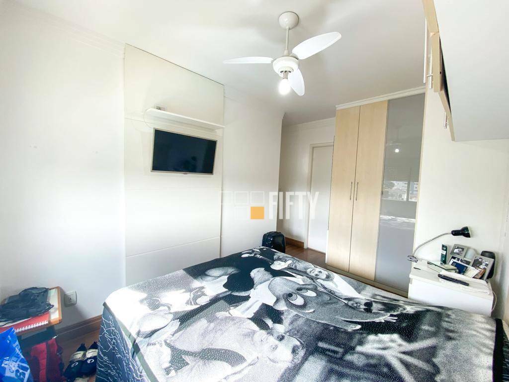 Apartamento à venda com 2 quartos, 65m² - Foto 13