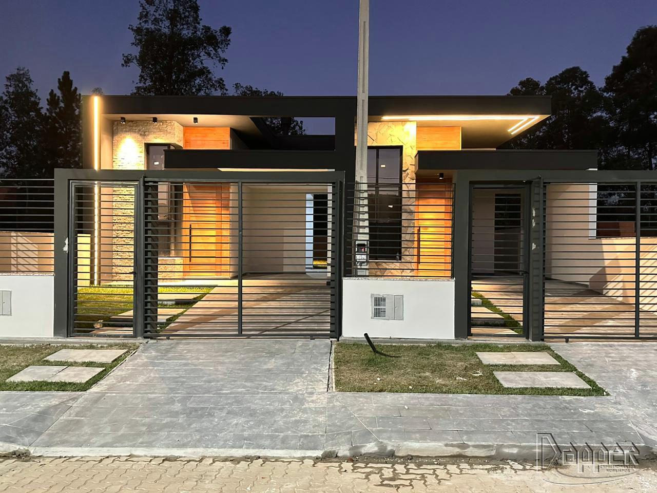 Casa à venda com 2 quartos, 77m² - Foto 1