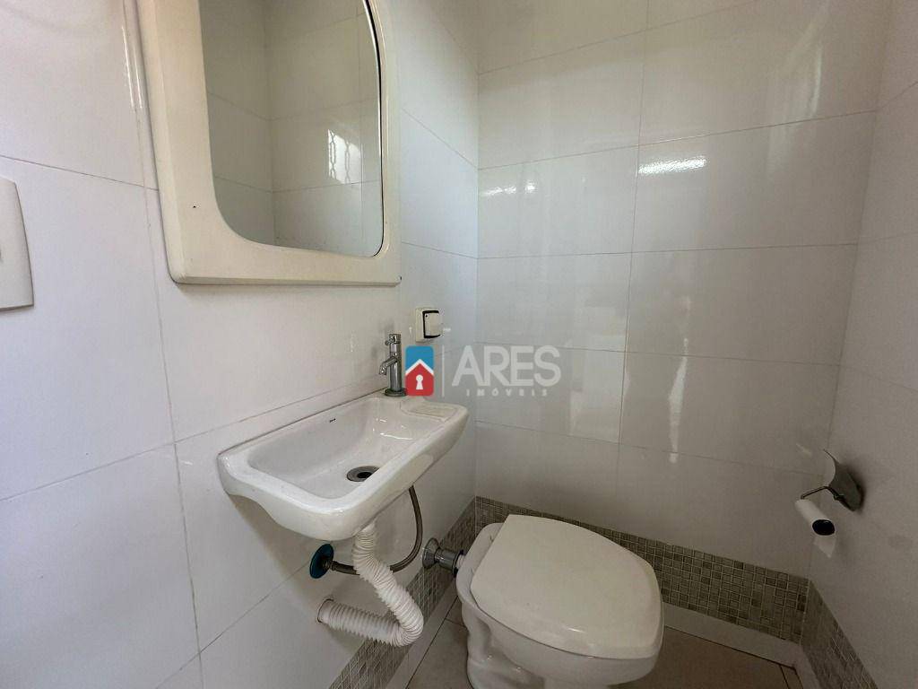 Casa para alugar com 3 quartos, 249m² - Foto 38