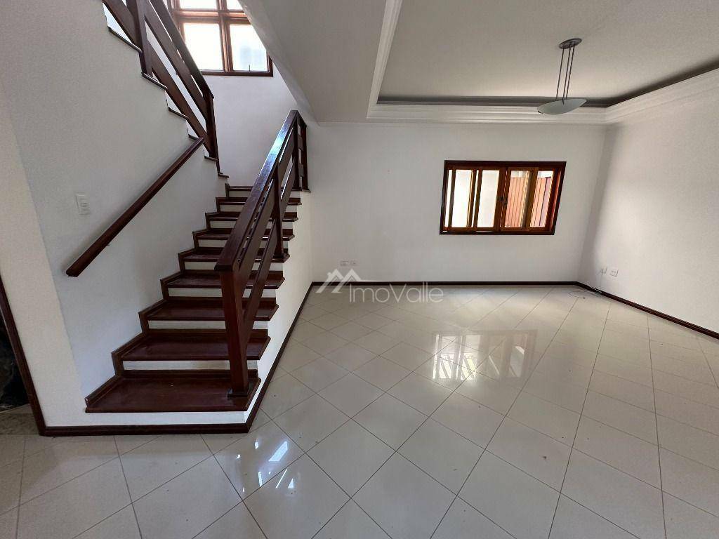 Casa de Condomínio à venda com 4 quartos, 292m² - Foto 13