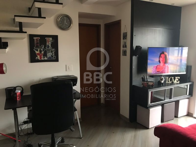 Apartamento à venda com 2 quartos, 69m² - Foto 2