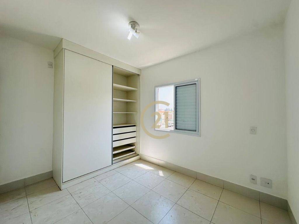 Apartamento para alugar com 3 quartos, 73m² - Foto 9