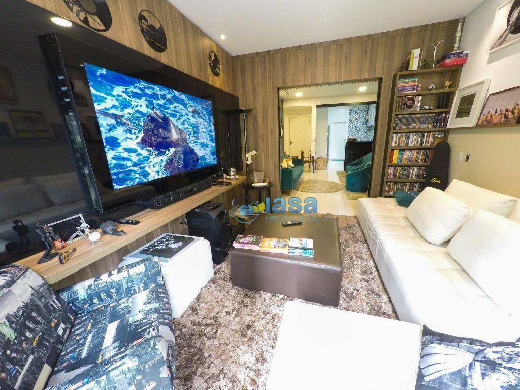 Apartamento à venda com 3 quartos, 140m² - Foto 8