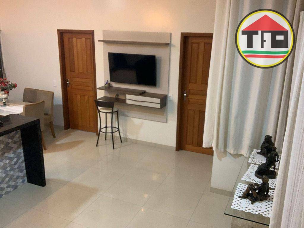 Casa para alugar com 3 quartos, 100M2 - Foto 2