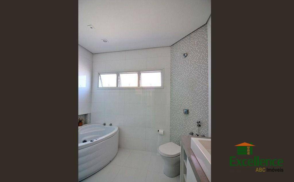 Sobrado à venda com 4 quartos, 1995m² - Foto 19