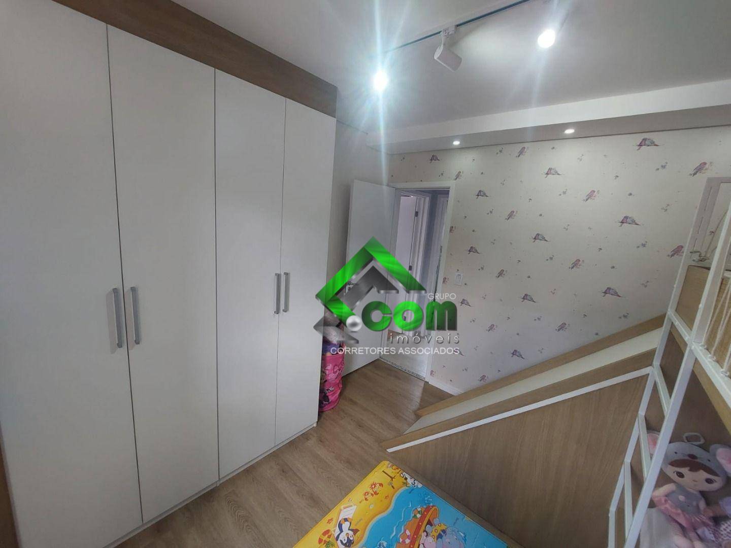 Apartamento à venda com 2 quartos, 67m² - Foto 12