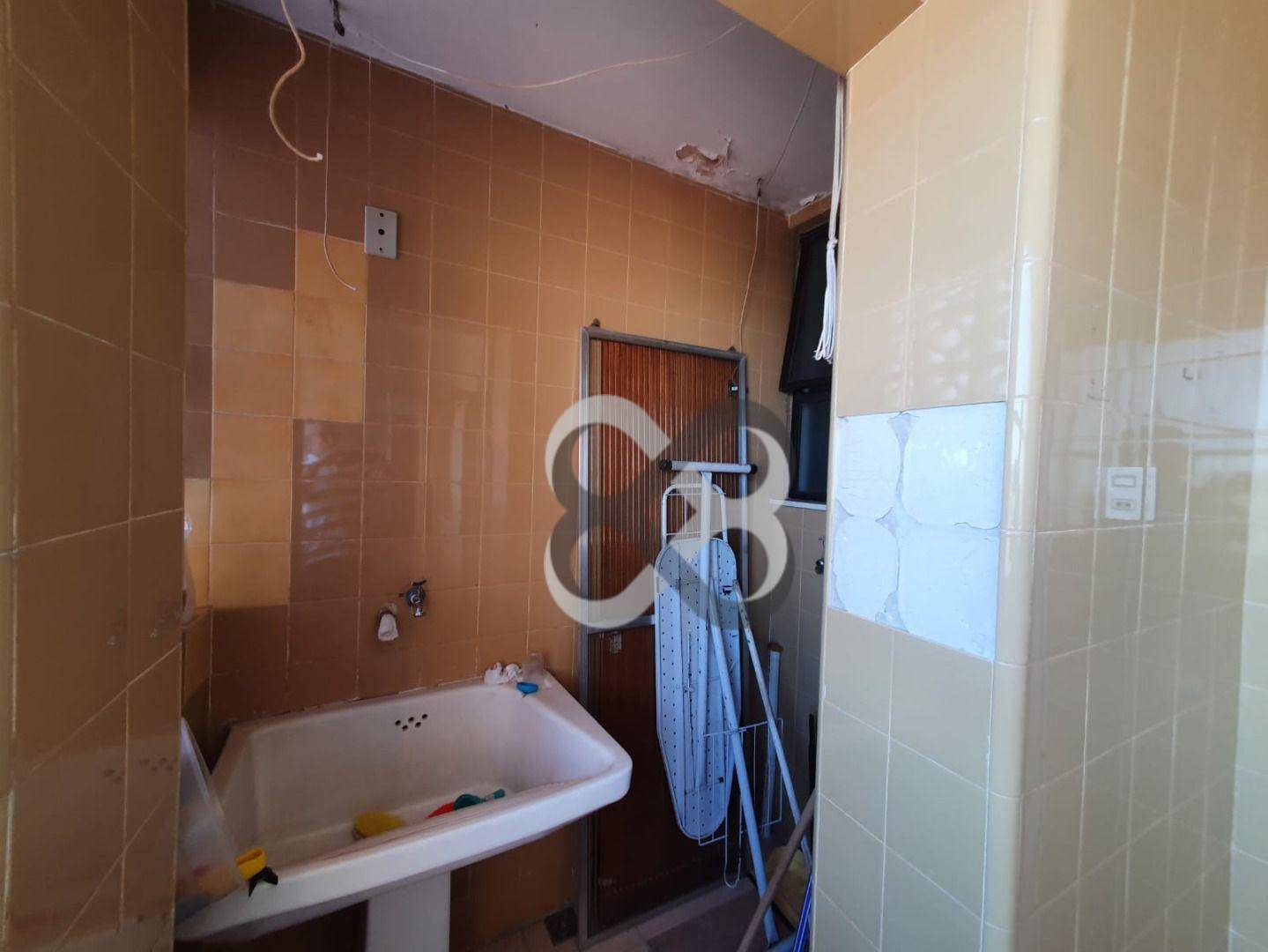 Apartamento à venda com 3 quartos, 168m² - Foto 13