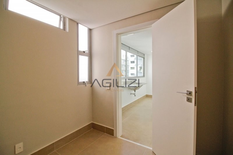 Apartamento à venda com 3 quartos, 198m² - Foto 16