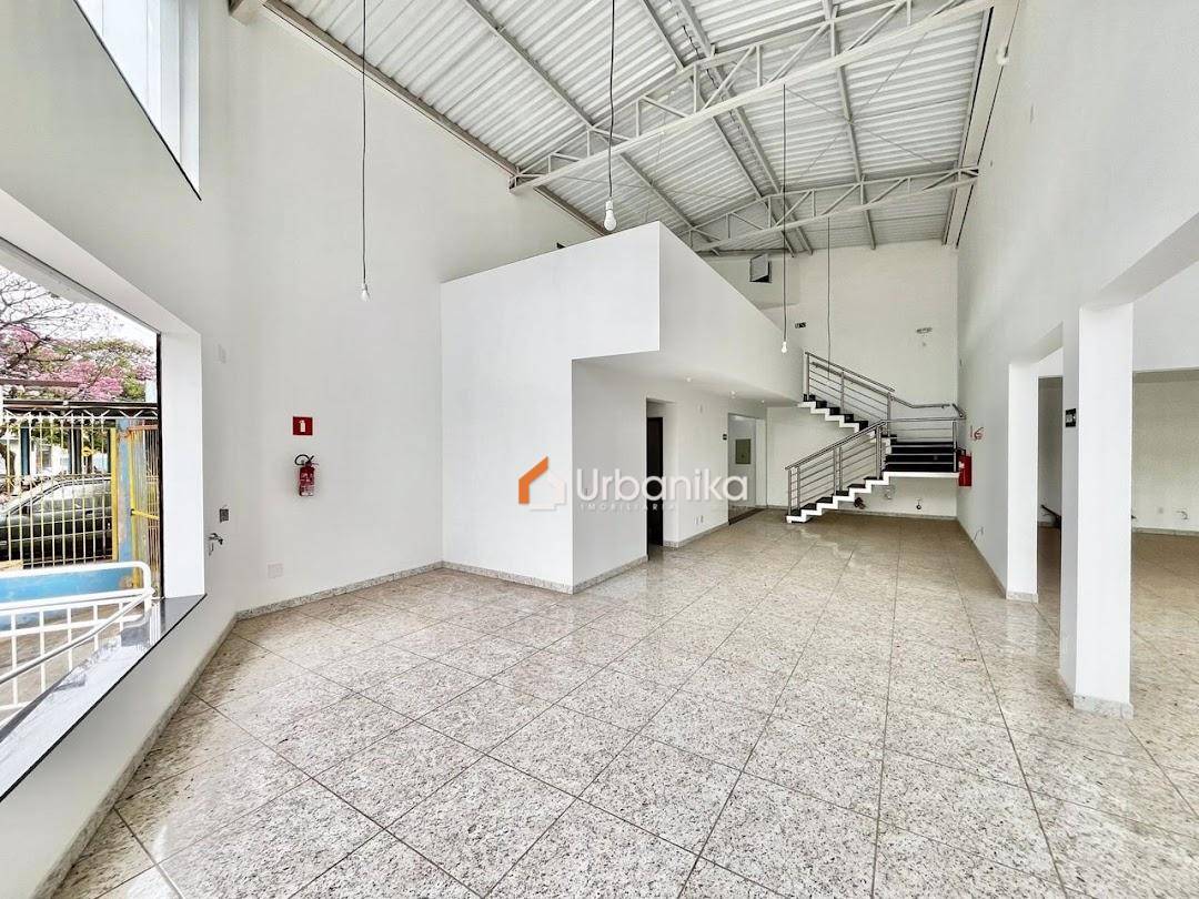 Prédio Inteiro, 93 m² - Foto 1