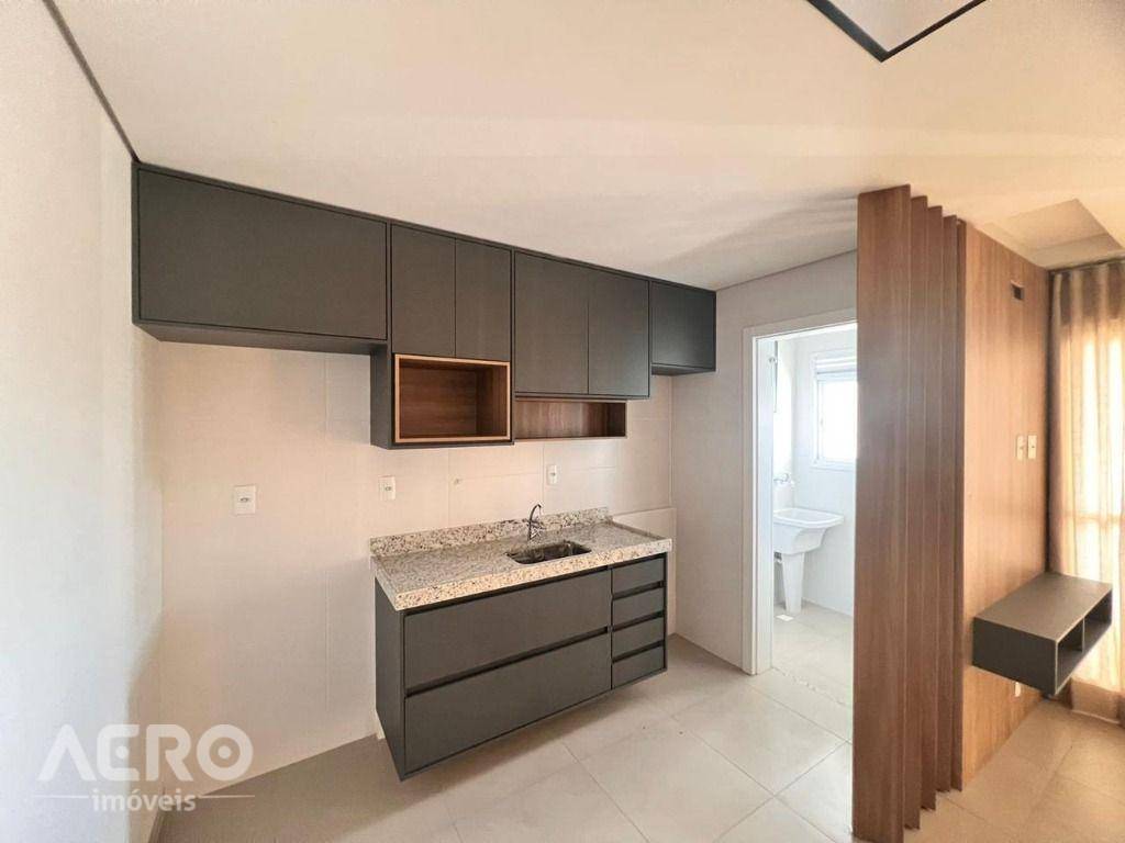 Apartamento para alugar com 1 quarto, 50m² - Foto 11