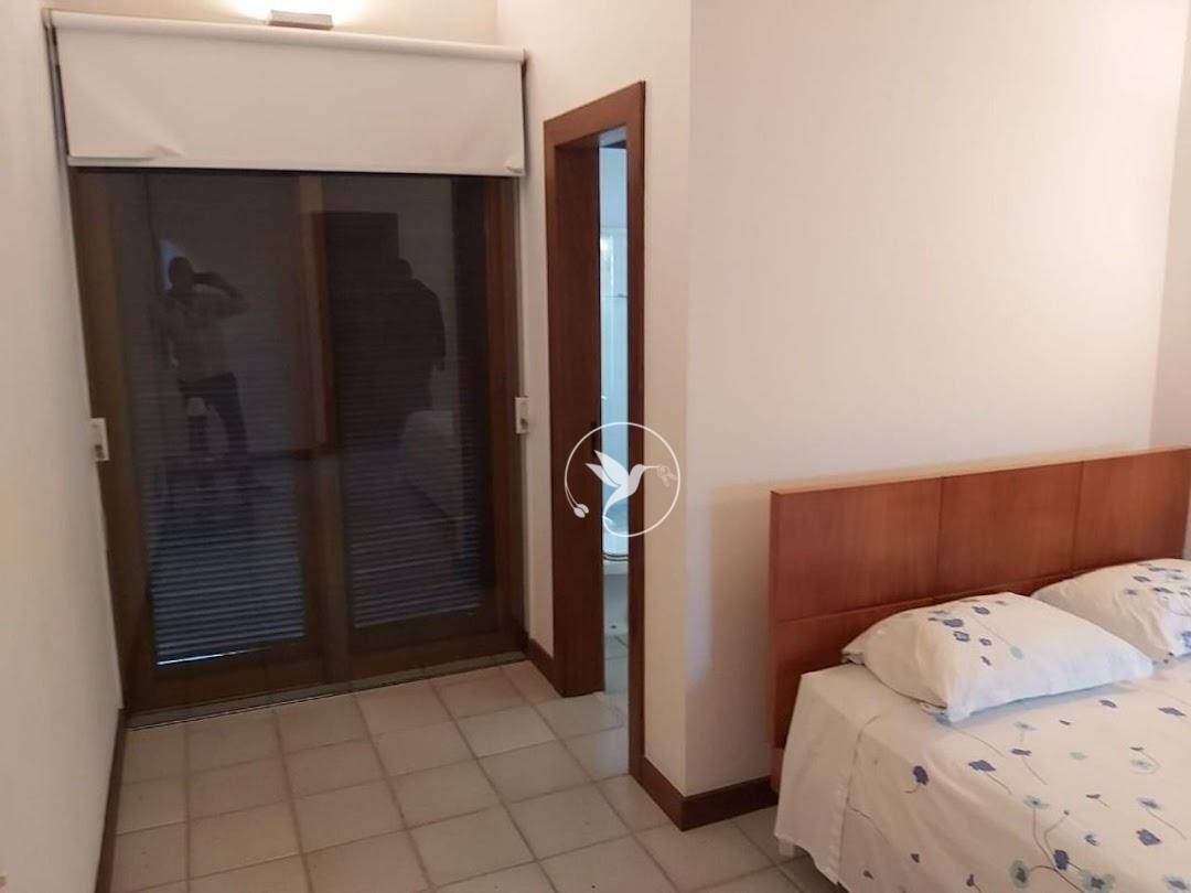 Casa de Condomínio à venda com 3 quartos, 340m² - Foto 20