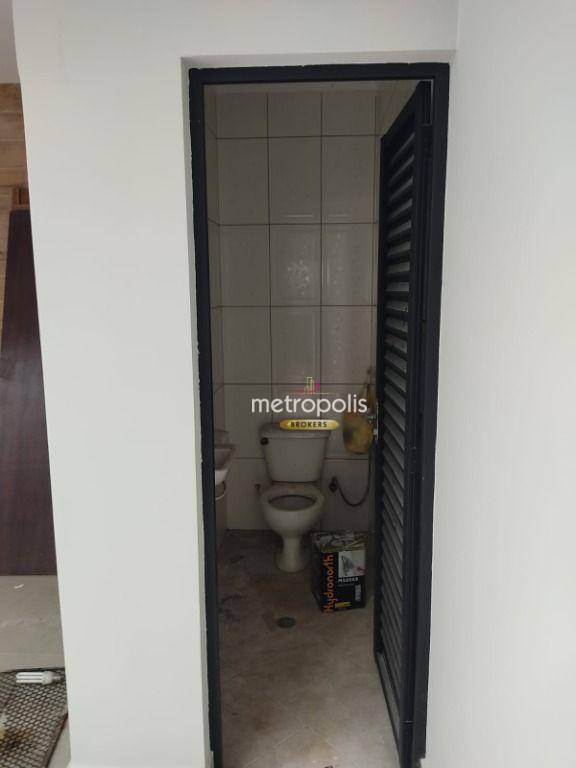 Sobrado à venda com 3 quartos, 250m² - Foto 35