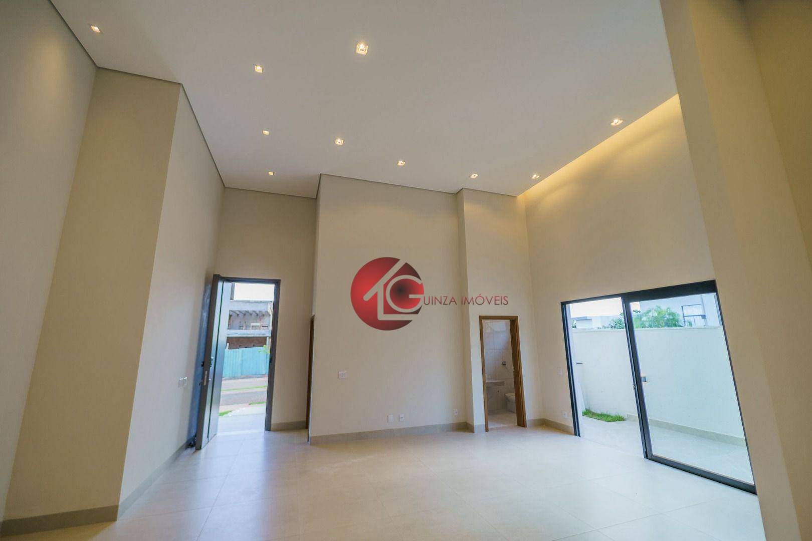 Casa de Condomínio à venda com 3 quartos, 247m² - Foto 4