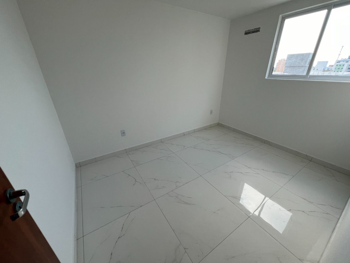 Apartamento à venda com 3 quartos, 69m² - Foto 18